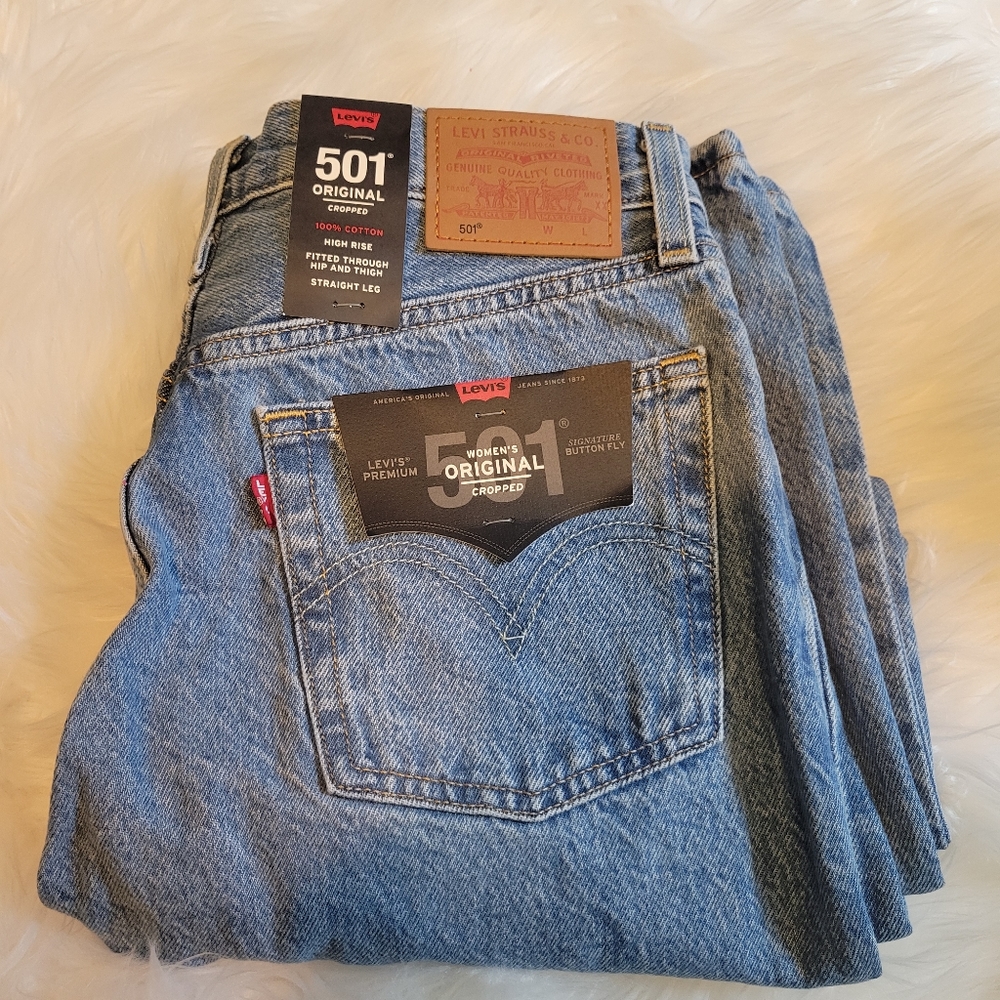 New, NWT Levi's 501 Original Cropped Women's Jeans, Size 27 x 26